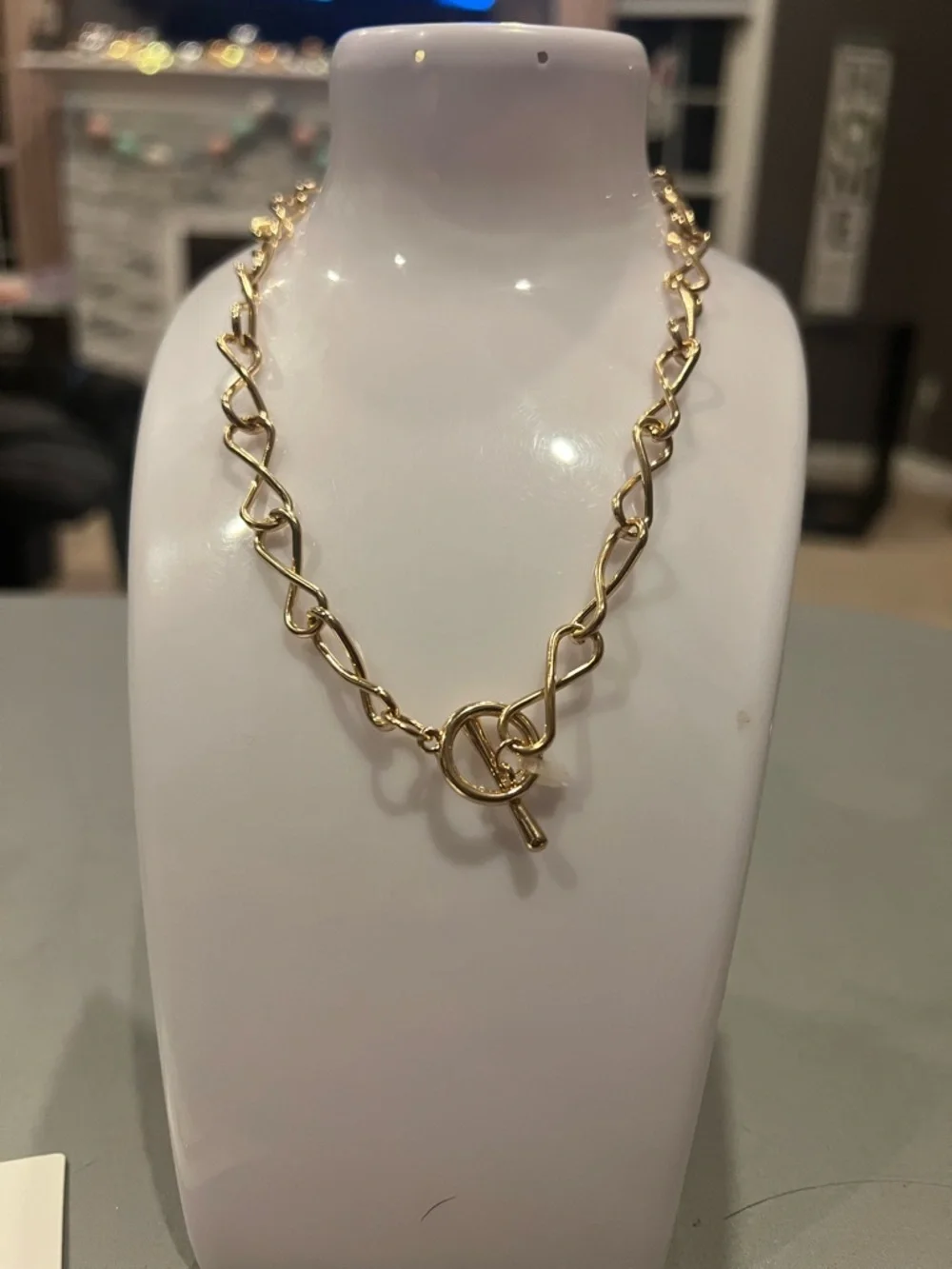 Forever 21 NWT Gold Toggle Link Necklace – Women’s Jewelry